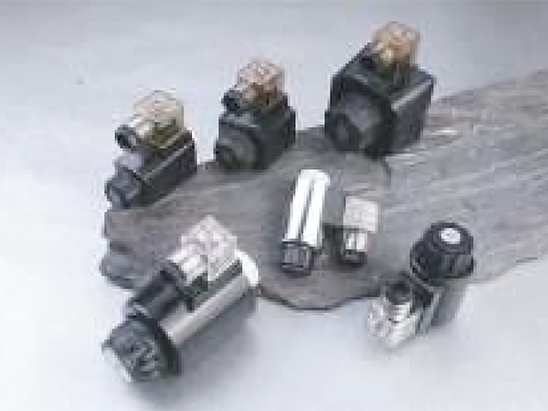 油圧用のMFZ9 DCソレノイド